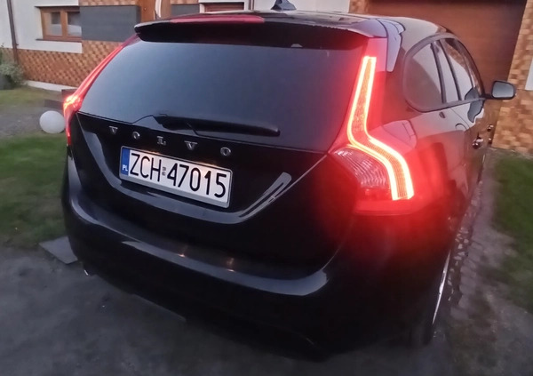 Volvo V60 cena 31600 przebieg: 233114, rok produkcji 2013 z Choszczno małe 596